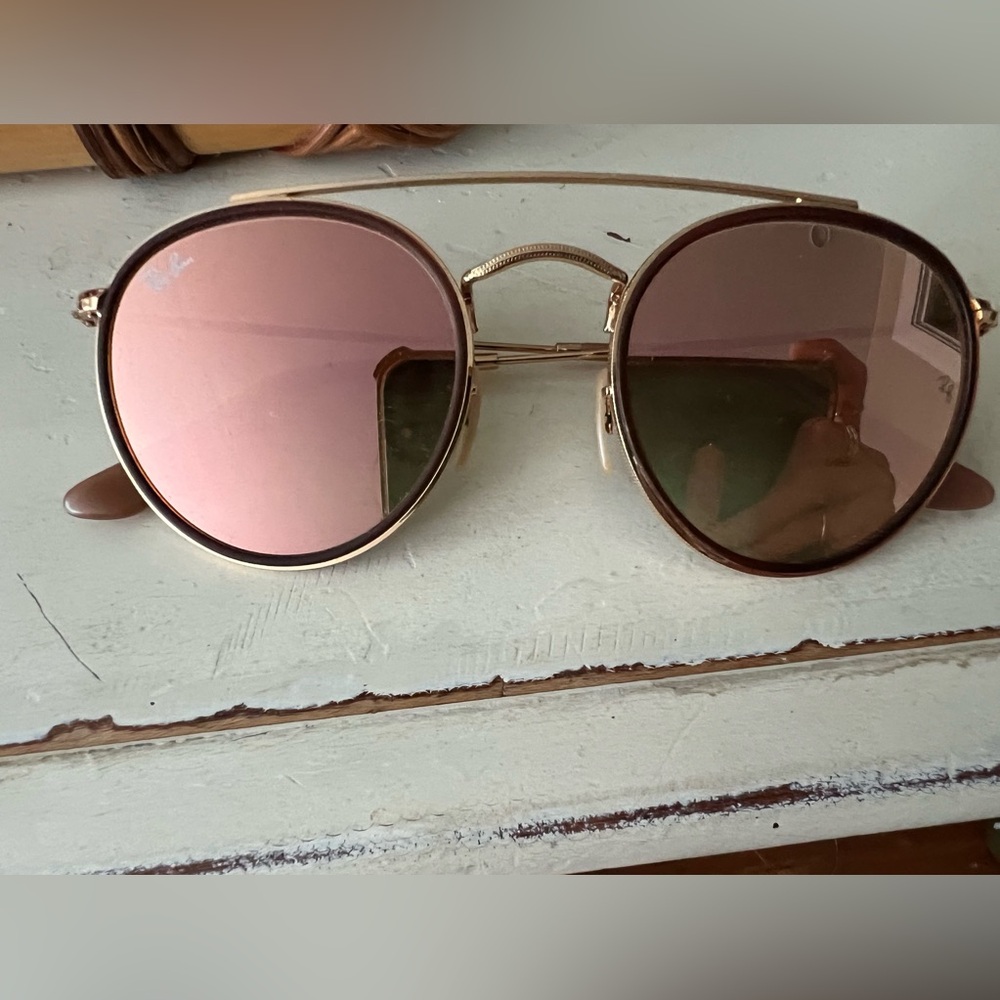 RayBan rose gold mirrored lens with gold detail